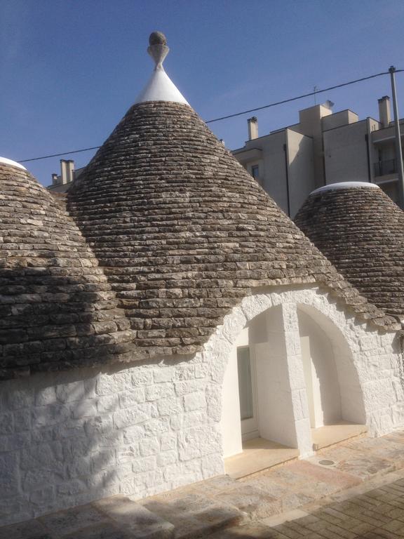 Trulli Di Malzo Villa โลโกโรตอนโด ภายนอก รูปภาพ